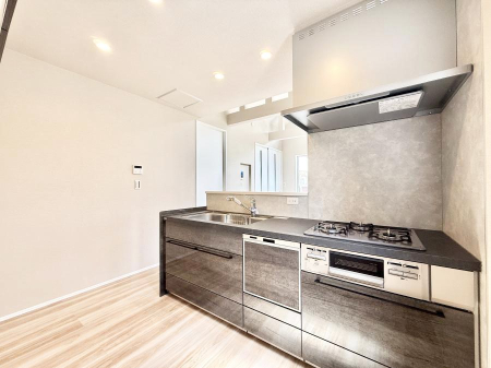 �L�b�`�� ���������������̖��@��������A���ʂȃL�b�`��