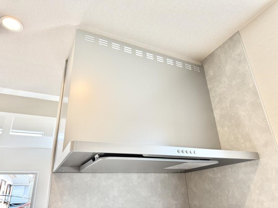 ���̑����� �ݔ����t�[�h�ɕ����Ă���ׁA���������C��ɗU������A�����I�ɔr�����ł��܂�