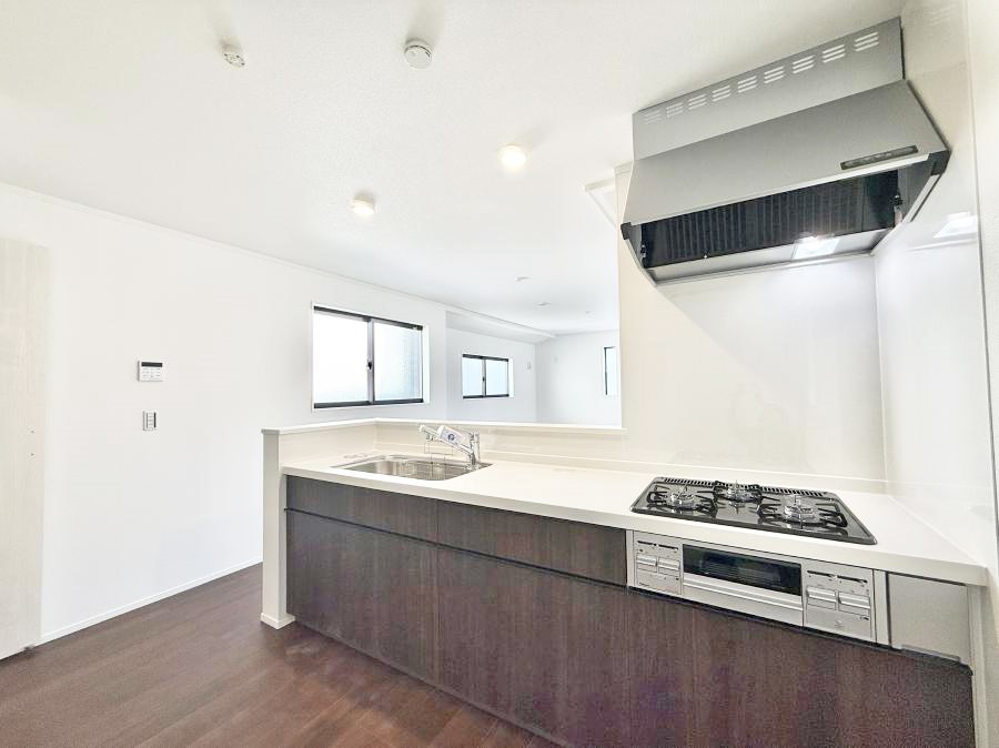 �L�b�`�� �������V���v���Ŕ������S�n�悢���Ԃ𐶂ރL�b�`�����