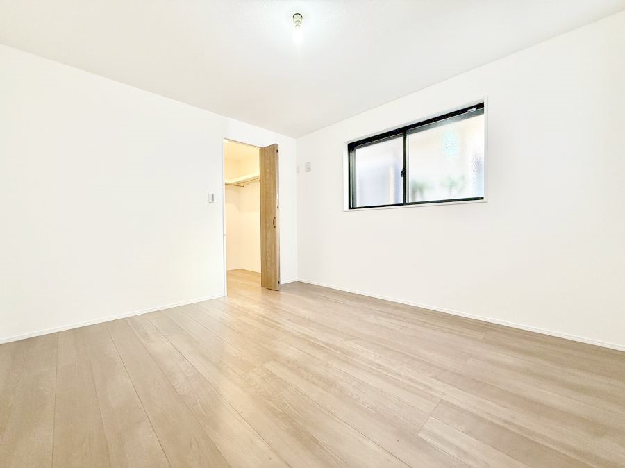 �Q�� ���������̔z�u��ʋC���̗ǂ��݌v�ŕ����̋�C�������炸�A��ɐV�N�ȋ�C������܂�