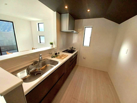 �L�b�`�� �������V���v���ŋ@�\�I�A�����g���₷���L�b�`��