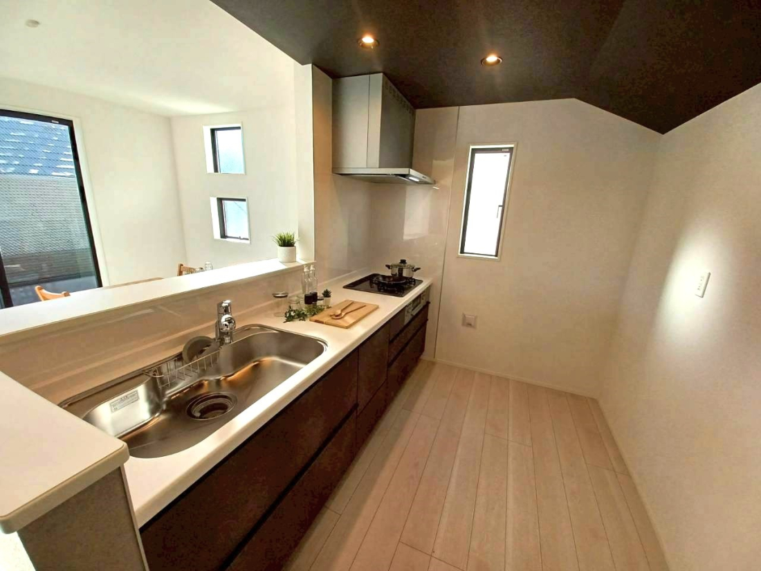 �L�b�`�� �������V���v���ŋ@�\�I�A�����g���₷���L�b�`��