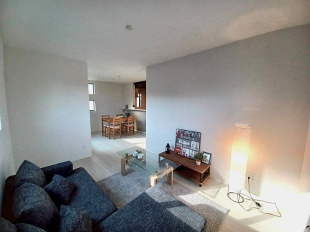 ���r���O ���������R�Ɖ�b�����܂��A�S�n�悢�ЂƂƂ�