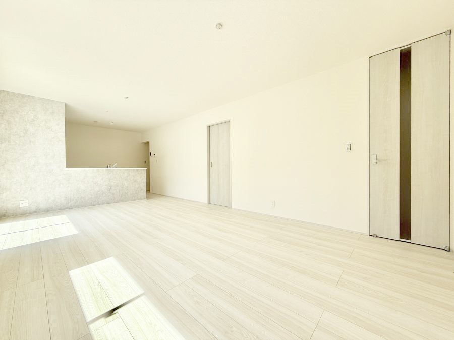 ���r���O ���������R�Ɖ�b�����܂��A�S�n�悢�ЂƂƂ�