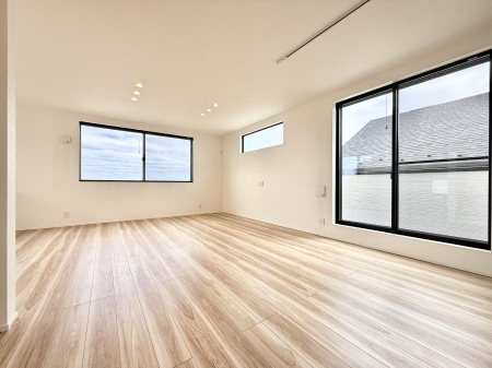 ���r���O �������V���v���������ґ�A��؂Ȑl�Ɖ߂����S���قǂ�����