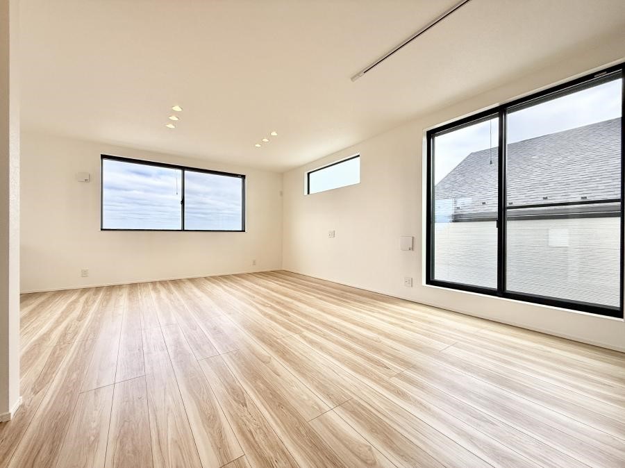 ���r���O �������V���v���������ґ�A��؂Ȑl�Ɖ߂����S���قǂ�����