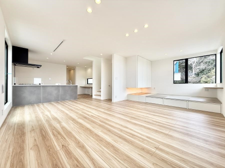 ���r���O ���������ƕ���������A�����b�N�X�ł�����