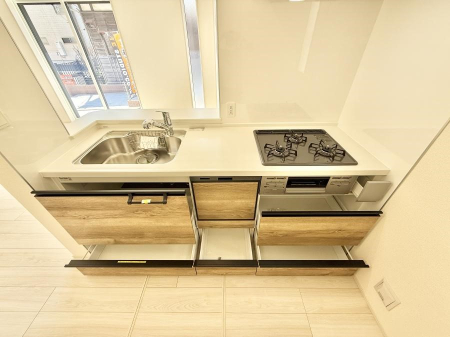 �L�b�`�� �����������������Ɗy�����Ȃ�A���K�ȃL�b�`�����