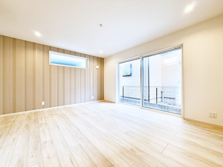 ���r���O ���������났�ƏΊ炪�W�܂�A�S���܂郊�r���O