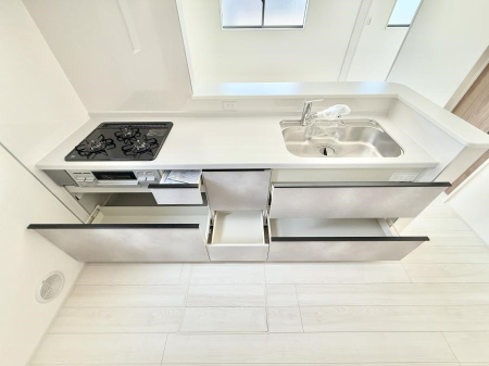 �L�b�`�� �������Ƒ����J��[�߂�A������̂���L�b�`��