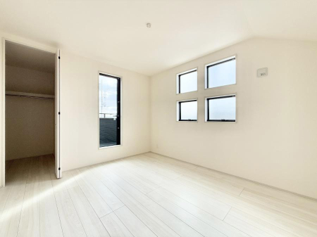 ���̑����� �������D��ŉ��₩�Ȏ��Ԃ��������