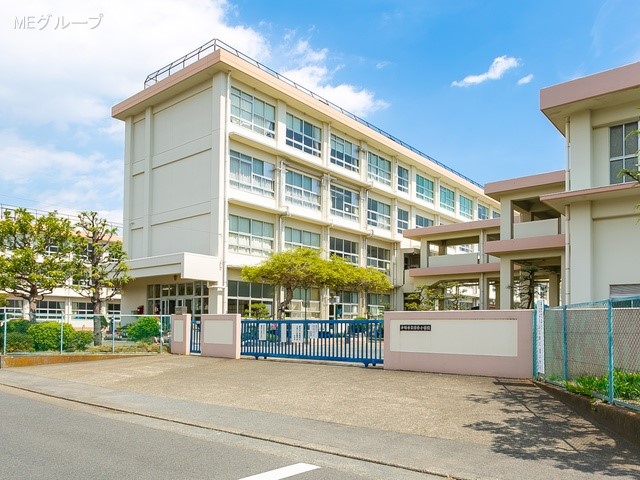 ���ӊ� ���w�Z 550m ���ˎs���������w�Z