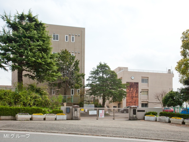 ���ӊ� ���w�Z 2150m ���؎s�����쒆�w�Z