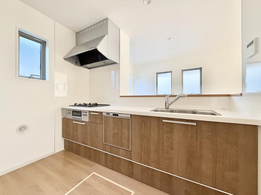 �L�b�`�� �������Ƒ����J��[�߂�A������̂���L�b�`��