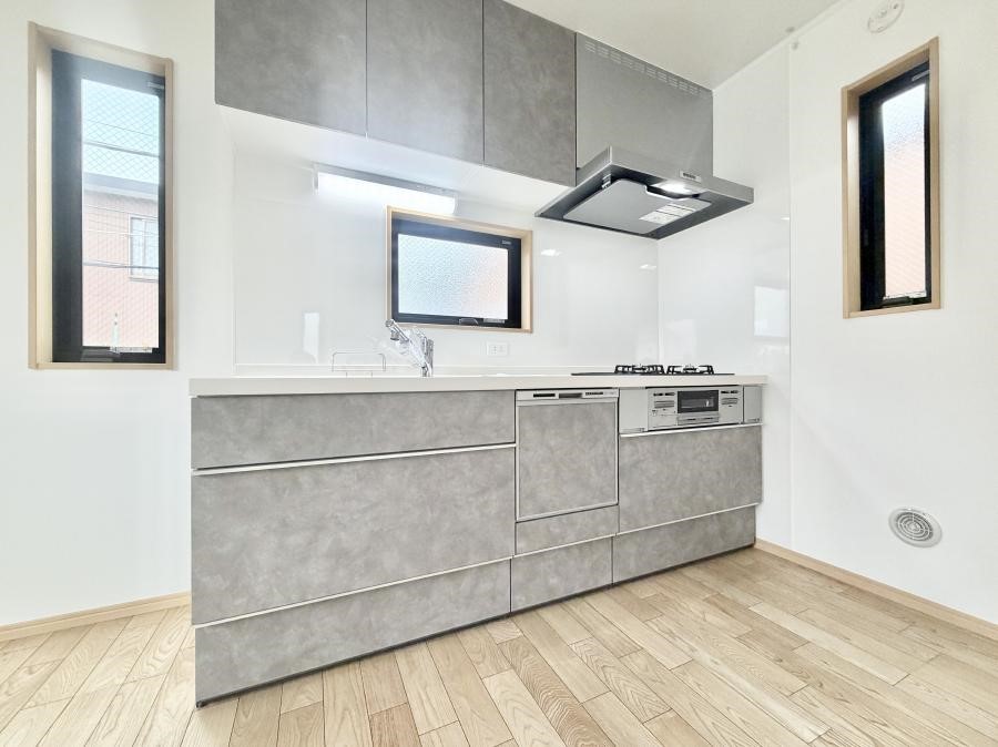 �L�b�`�� ����