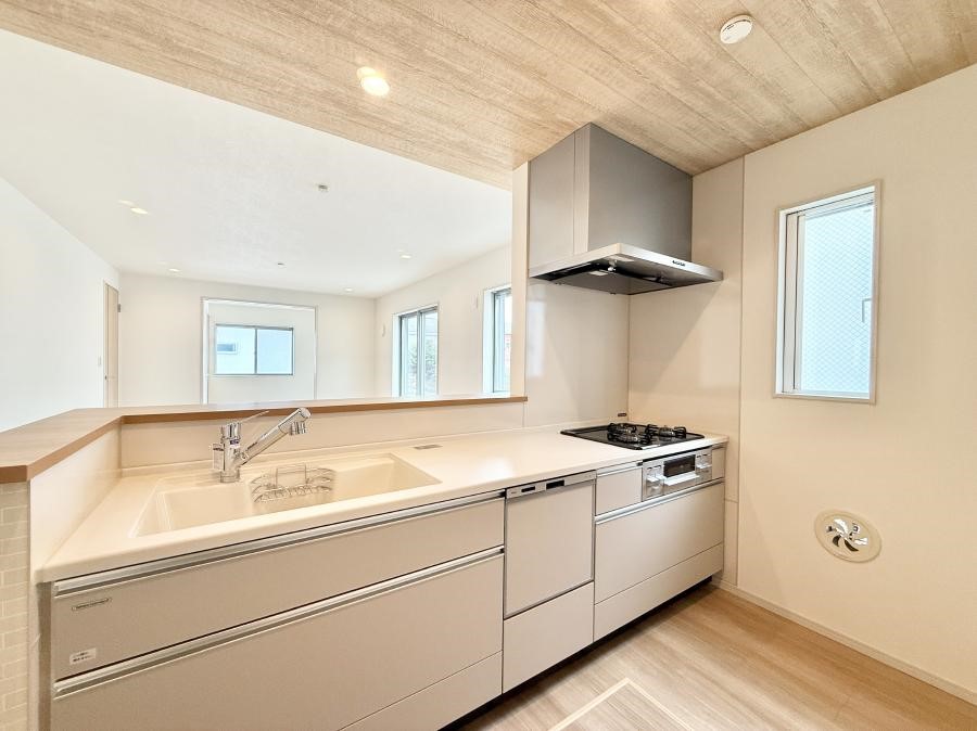 �L�b�`�� ����