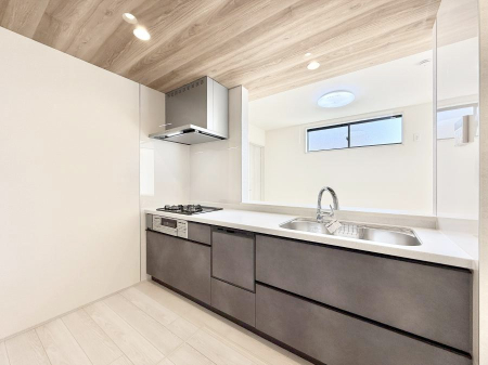 �L�b�`�� ���������y���݂ƐH�ׂ�K����͂���L�b�`��