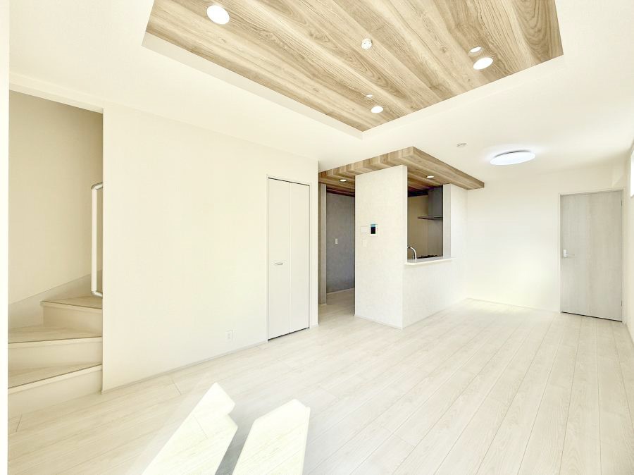 ���r���O ���������R�Ɖ�b�����܂��A�S�n�悢�ЂƂƂ�