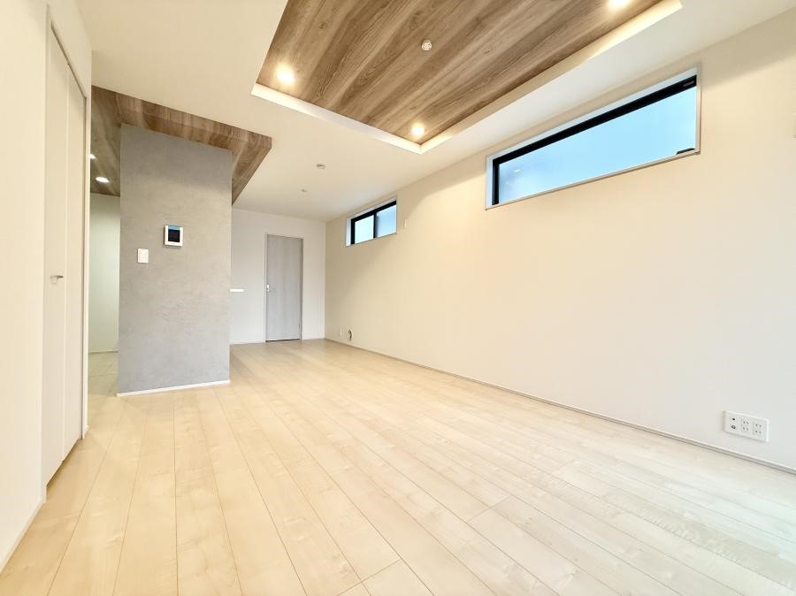 ���r���O ���������났�ƏΊ炪�W�܂�A�S���܂郊�r���O