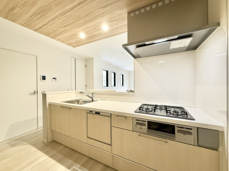 �L�b�`�� �����������������Ɗy�����Ȃ�A���K�ȃL�b�`�����