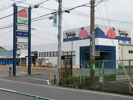 ���ӊ� �X�[�p�[ 700m ���܂� �l�����X