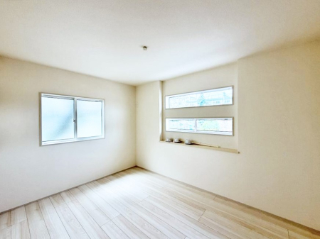 �Q�� ���������̔z�u��ʋC���̗ǂ��݌v�ŕ����̋�C�������炸�A��ɐV�N�ȋ�C������܂�