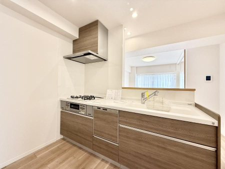 �L�b�`�� �������Ƒ��ƂȂ���A�R�~���j�P�[�V�����̏�