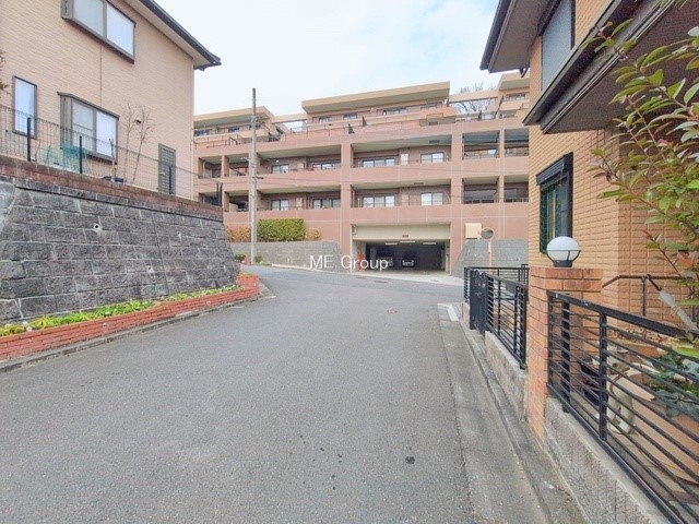 ���n�O�ώʐ^ �O�ρ��V������炵���n�܂�ꏊ�ŁA�Ƒ����J��[�߂�