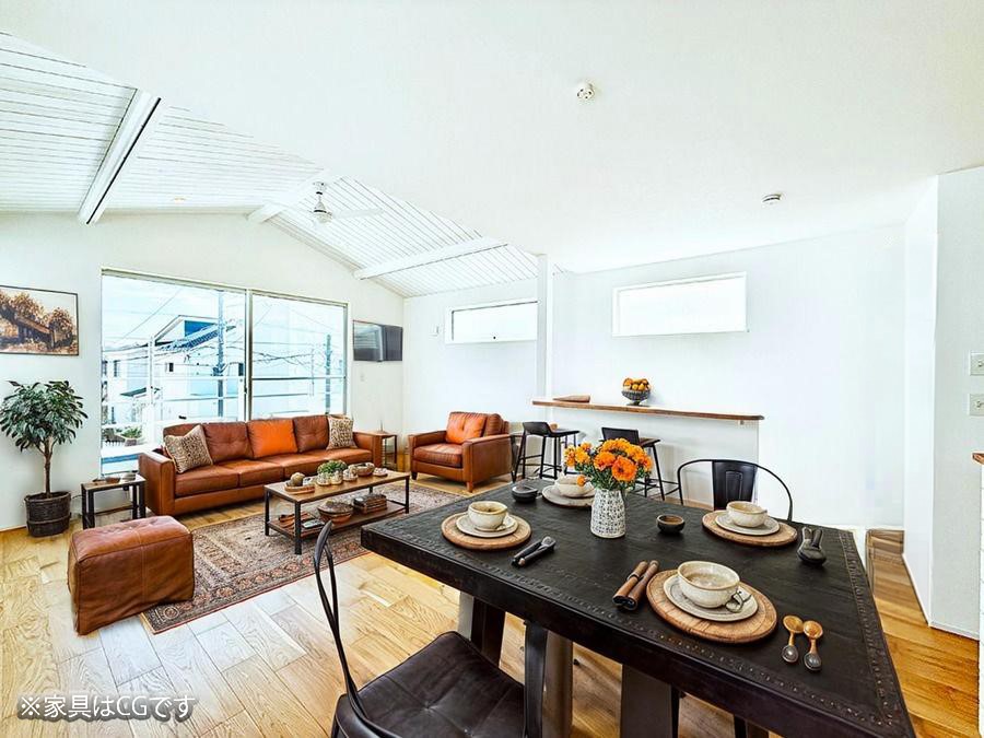 ���r���O ���������났�ƏΊ炪�W�܂�A�S���܂郊�r���O