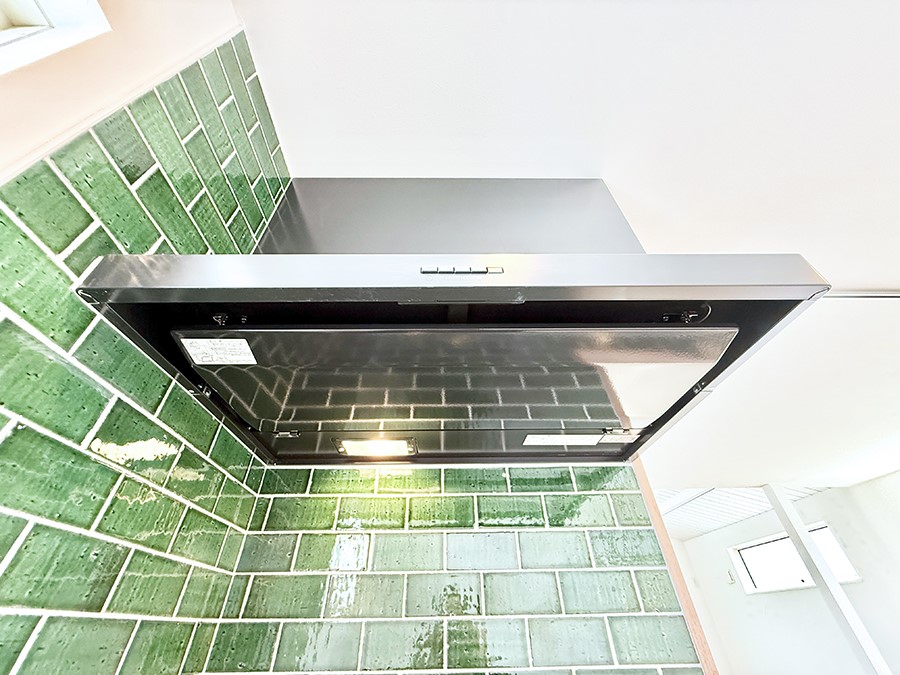 ���̑����� �ݔ����������̏��C����������C��ɗU������A�����I�ɔr�����ł��܂��B