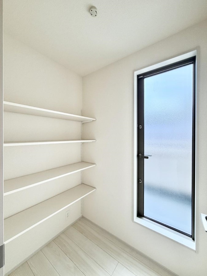 ���[ ����