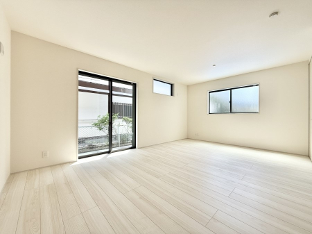 ���r���O ���������R�Ɖ�b�����܂��A�S�n�悢�ЂƂƂ�