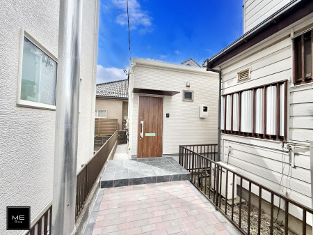 ���ӊ� �w 7300m ���S�{���u�C�V���v�w