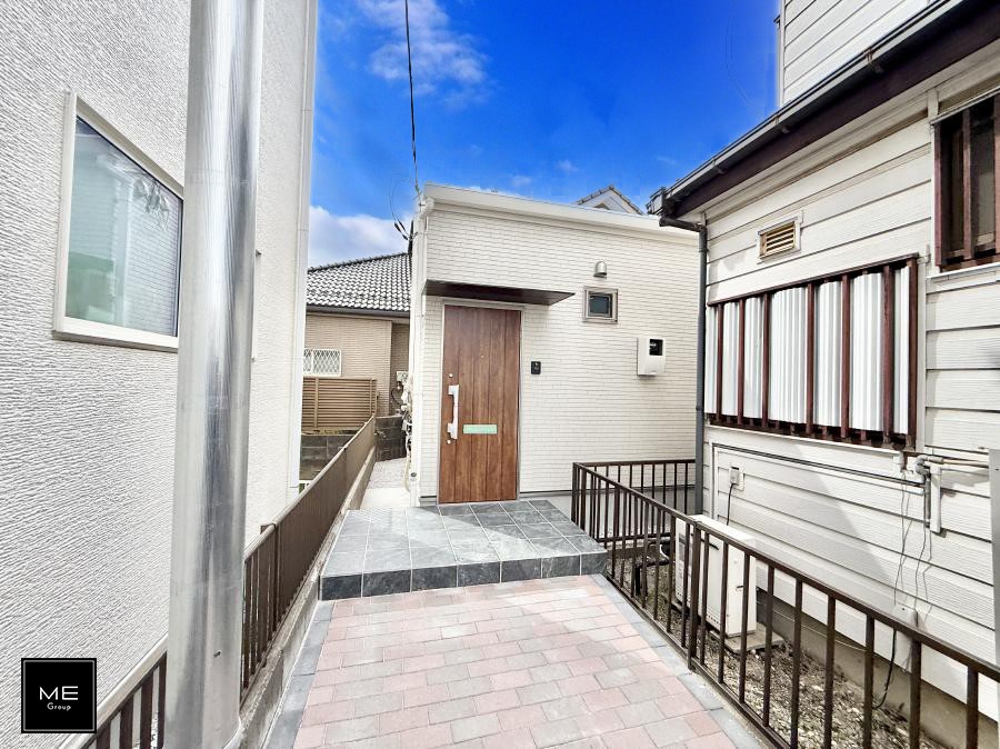 ���ӊ� �w 7300m ���S�{���u�C�V���v�w