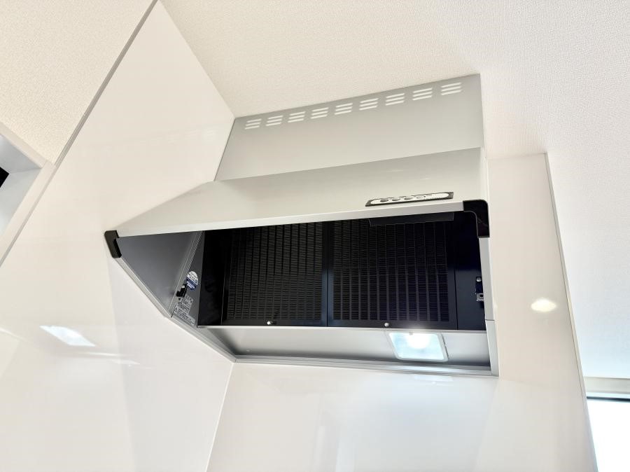 ���̑����� �ݔ����������̏��C����������C��ɗU������A�����I�ɔr�����ł��܂��B