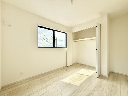 �Q�� ���������̔z�u��ʋC���̗ǂ��݌v�ŕ����̋�C�������炸�A��ɐV�N�ȋ�C������܂�