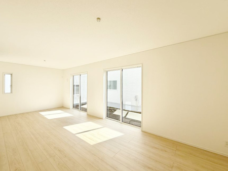 ���̑����� �������Ƒ��̏Ί炪���ӂ��A���났�̋��