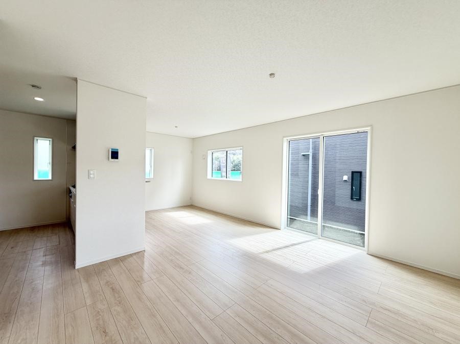 ���r���O ���������R�Ɖ�b�����܂��A�S�n�悢�ЂƂƂ�