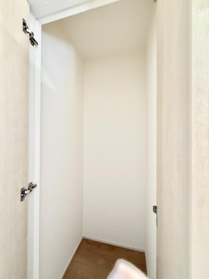 ���[ ����