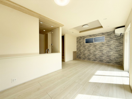 ���r���O ���������R�Ɖ�b�����܂��A�S�n�悢�ЂƂƂ�