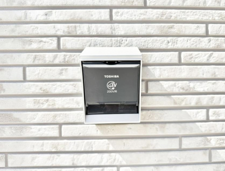 ���̑����� �ݔ�������ŊȒP�ɏ[�d�ł��A�G�R�ȃJ�[���C�t���T�|�[�g