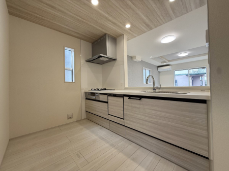 �L�b�`�� �����������������Ɗy�����Ȃ�A���K�ȃL�b�`�����