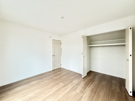 ���̑����� �������D��ŉ��₩�Ȏ��Ԃ��������