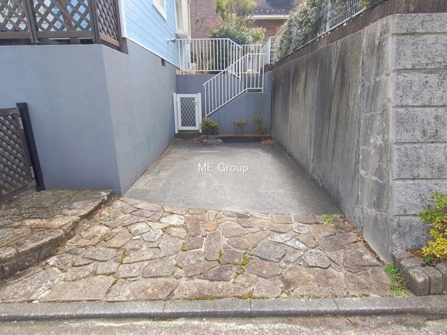  �O�ρ����K�Ȓ��ԃX�y�[�X�ň��S