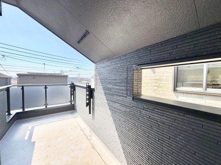 �o���R�j�[ ������ �G�߂̈ڂ낢����������J���I�ȋ�Ԃł�