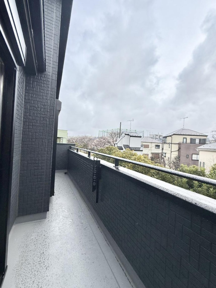 �o���R�j�[ ������ ��𒭂߂Ȃ���A�ق��ƈꑧ������ʂȋ��