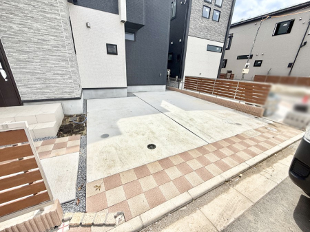  �O�ρ������̒��Ԃ����K��