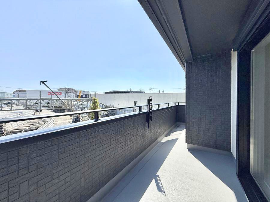 �o���R�j�[ ������ ��𒭂߂Ȃ���A�ق��ƈꑧ������ʂȋ��