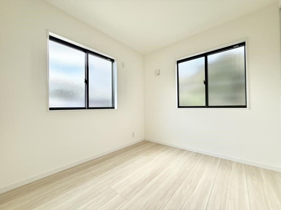 �q������ �������Ƌ�⃌�C�A�E�g�����R�ɔz�u�ł��邽�ߎg�����肪�ǂ����K�ɉ߂����܂�