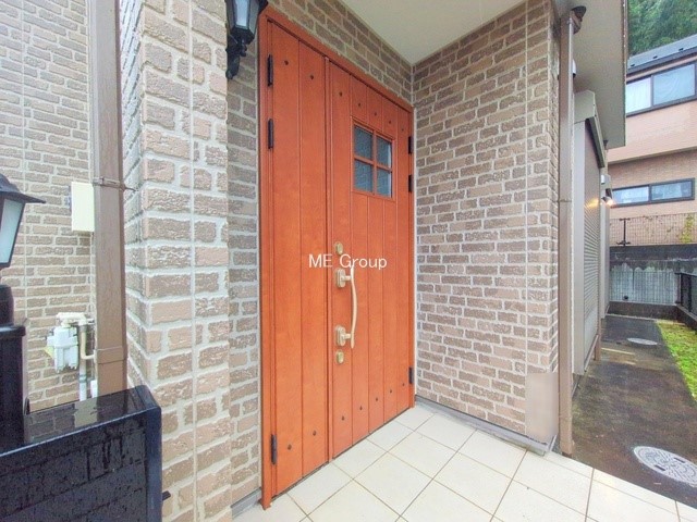 ���� �O�ρ� �V���v���Ŕ������A�Z�܂��̑���ۂ��ʂ錺�ւł�